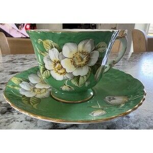 Vintage Aynsley Emerald Green White Floral Dogwood Teacup & Saucer